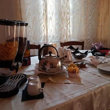 Emme House Oda ve Kahvaltı Pontecorvo